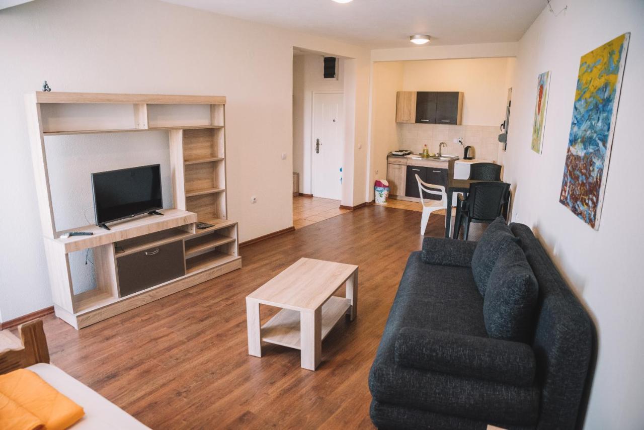Art I Apartments Ulcinj Extérieur photo