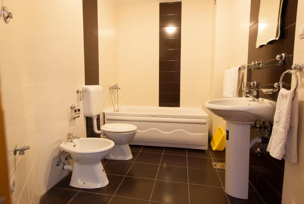 Art I Apartments Ulcinj Extérieur photo