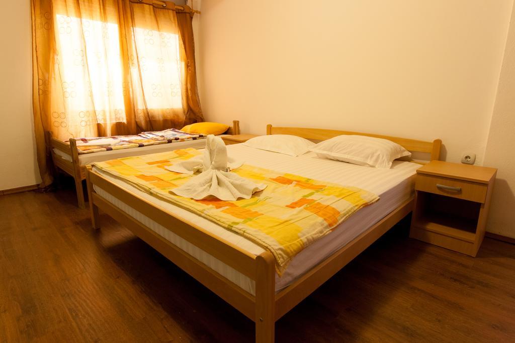Art I Apartments Ulcinj Extérieur photo